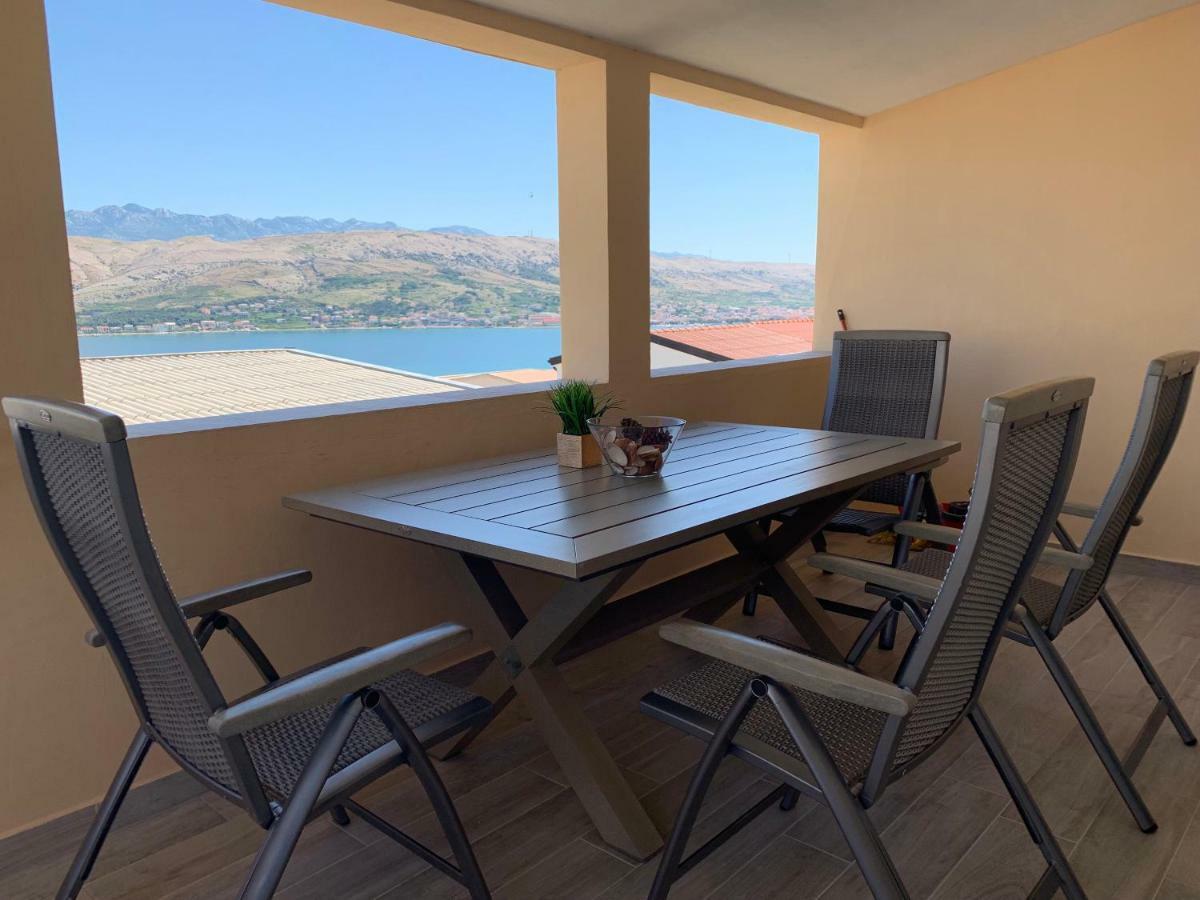 Lux Pag Apartman Pag Town